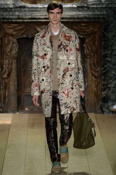 Look 25
